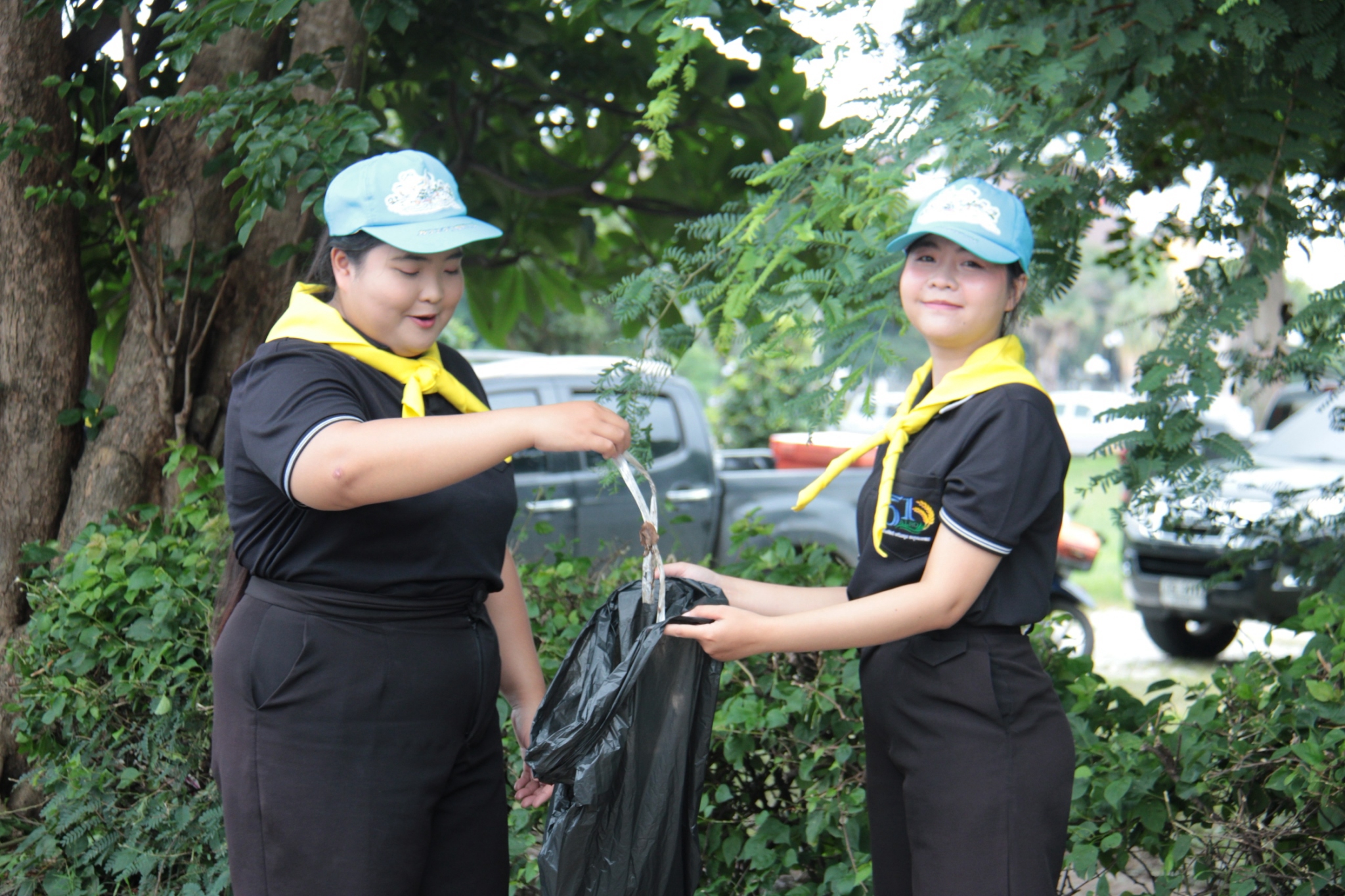 title - สำนักงานการปฏิรูปที่ดินจังหวัดเพชรบูรณ์ เข้าร่วมกิจกรรมจิตอาสาเฉลิมพระเกียรติพระบาทสมเด็จพระเจ้าอยู่หัวและสมเด็จพระนางเจ้าฯ พระบรมราชินี
